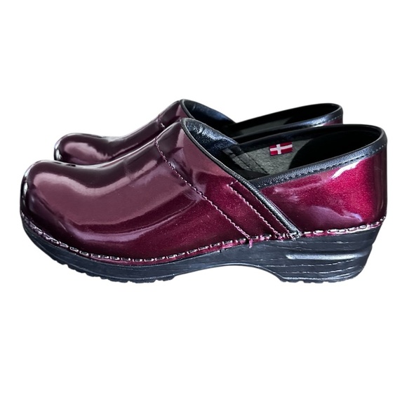 SANITA Professional Cabrio Danish Clogs Burgundy Patent Leather Shoes Size 6 - Picture 2 of 12